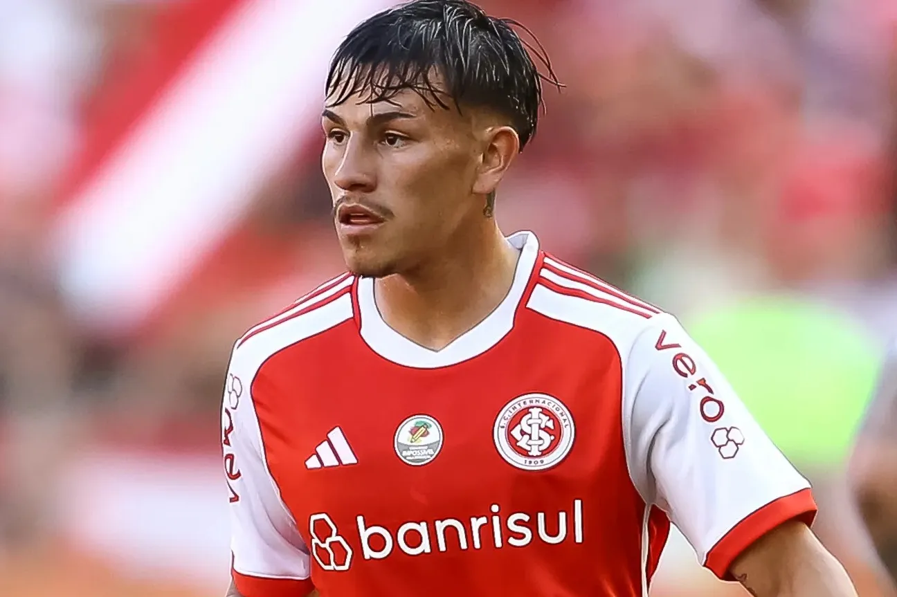 AS Roma Target Internacional Left-Back Alexandro Bernabei