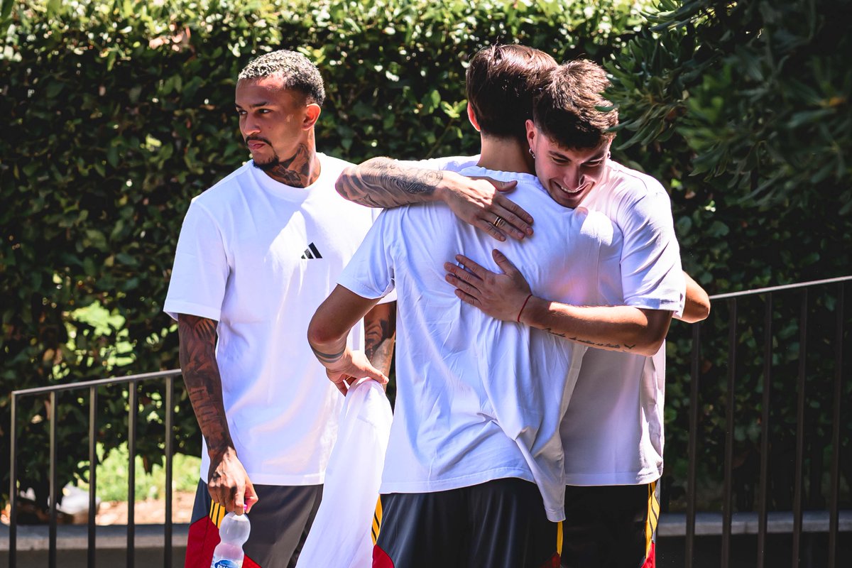 Paulo Dybala and Matias Soule