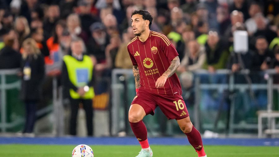 AC Milan reportedly submit offer for former Roma midfielder Leandro Paredes