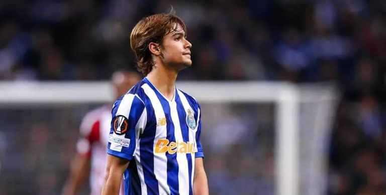 Lorenzo Canicchio: Roma cool on Rodrigo Mora as Malick Fofana push could arrive