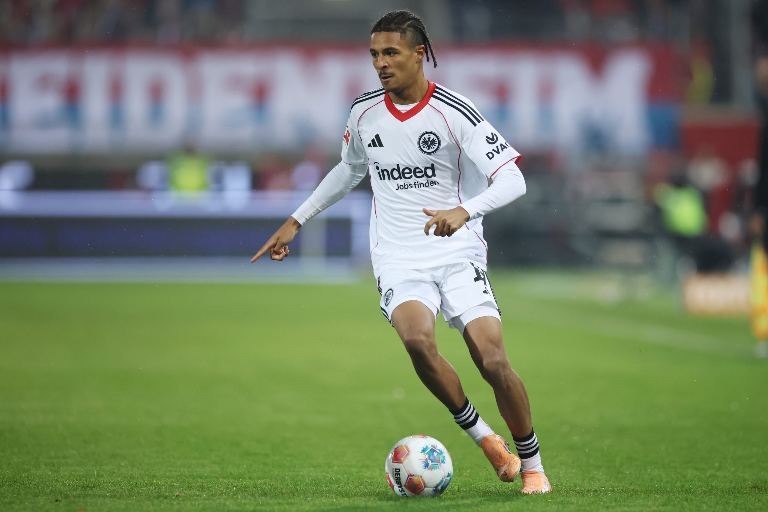 Fussballdaten: Roma Continue Monitoring Jean-Mattéo Bahoya