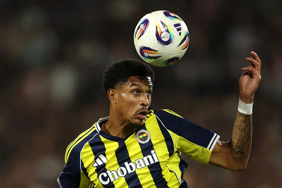 Roma advance Oosterwolde deal as defender agrees personal terms