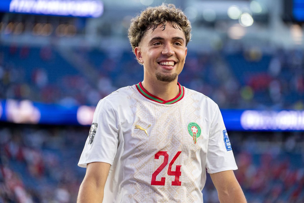 Santi Aouna: Crystal Palace interested in Roma midfielder Neil El Aynaoui