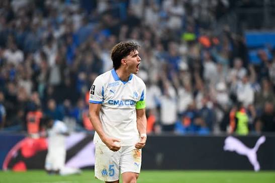 Marseille defender Leonardo Balerdi, who is the subject of a loan offer from Roma