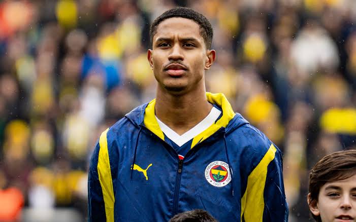 Lorenzo Canicchio: Jayden Oosterwolde offered to Roma