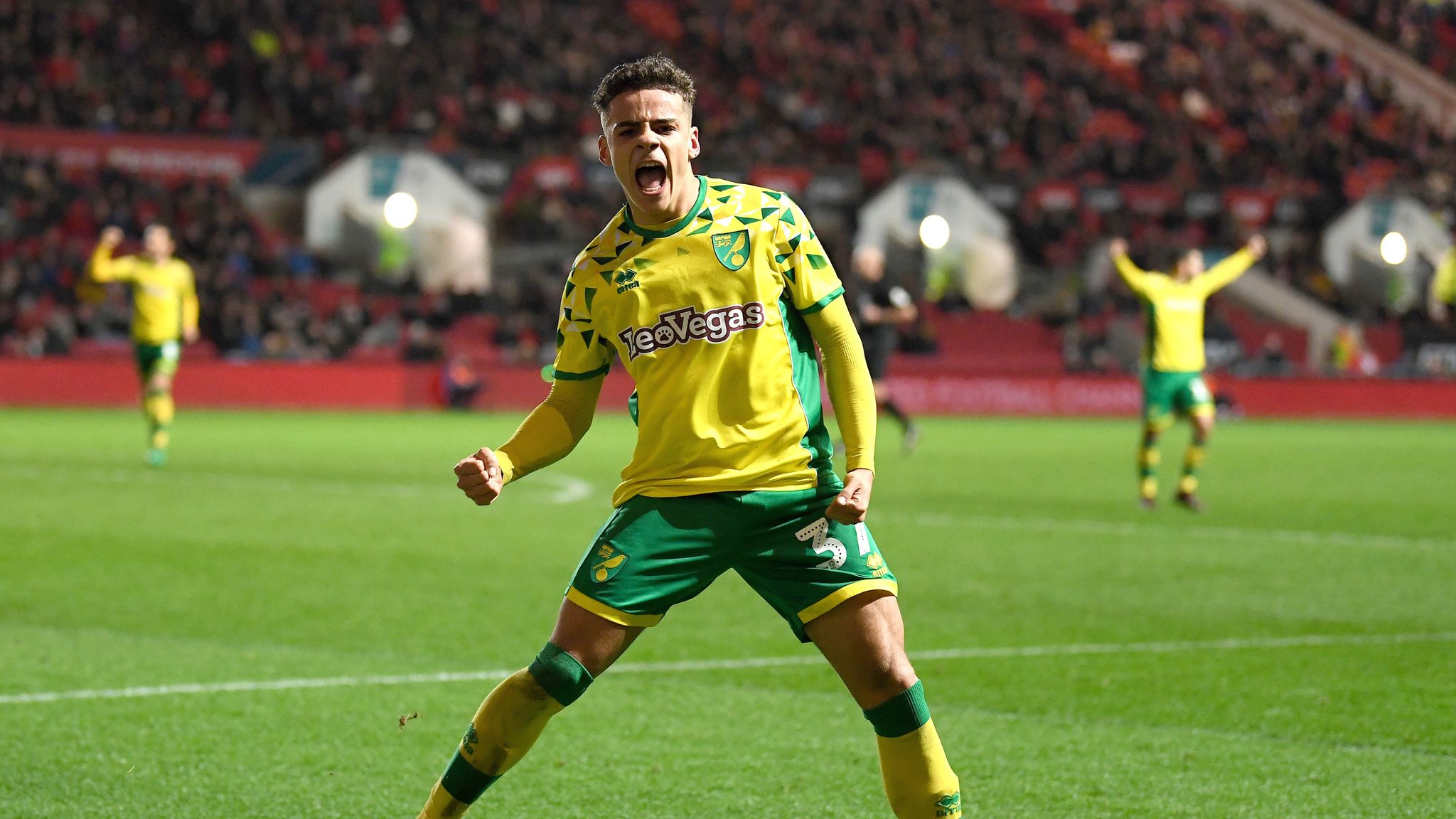 Roma enquire about Max Aarons but Givairo Read remains top priority