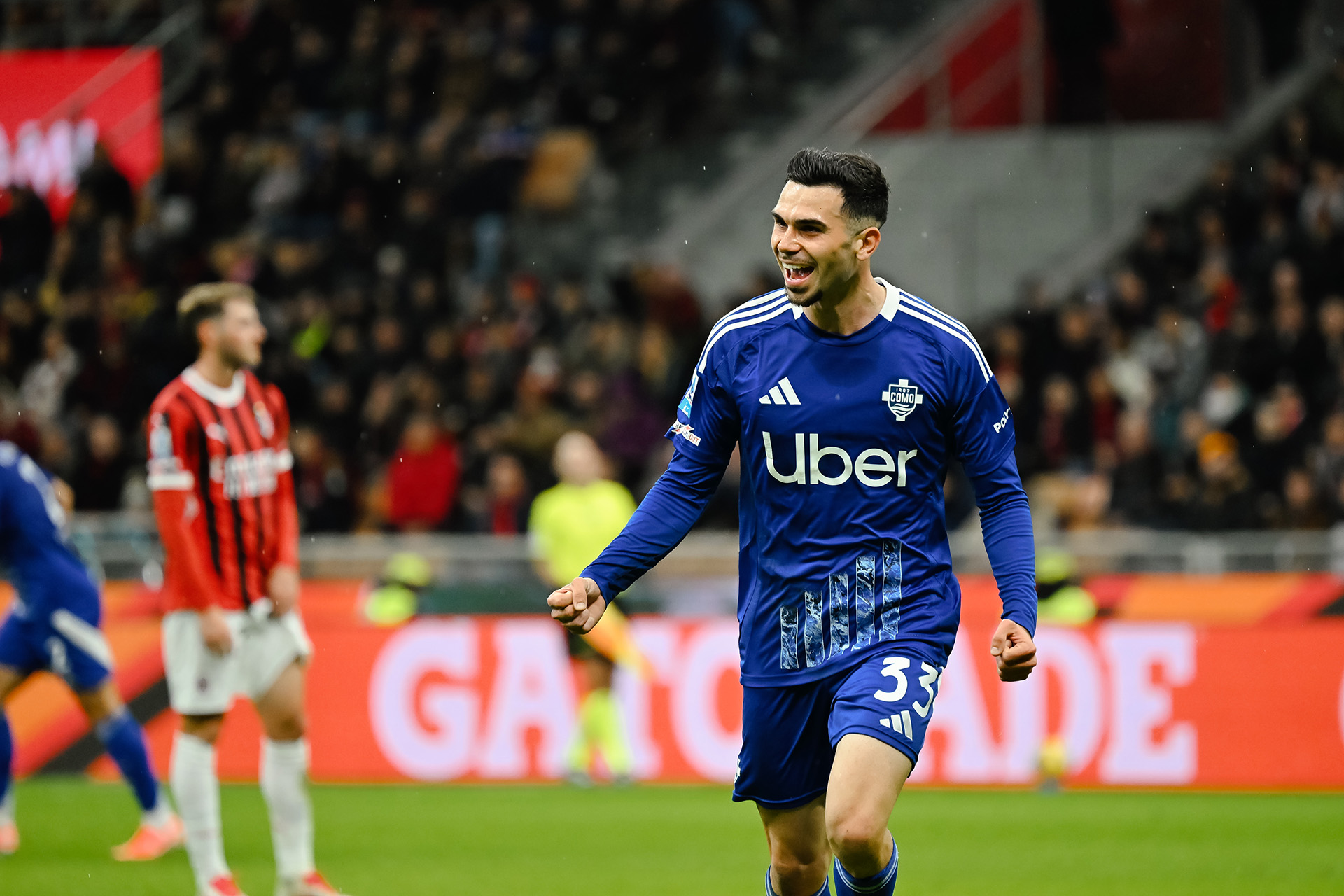 Como midfielder Lucas Da Cunha during a Serie A match
