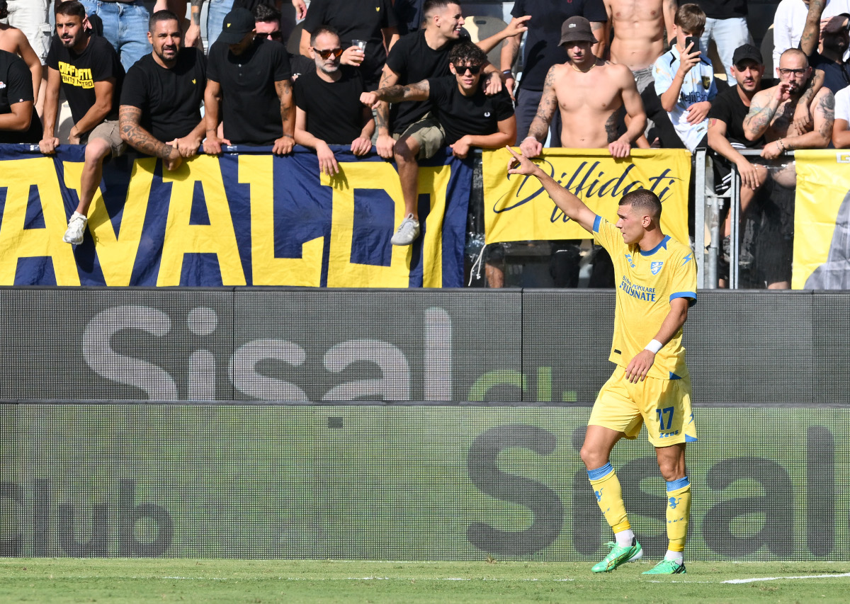 Roma Face Competition for Frosinone Winger Giorgi Kvernadze