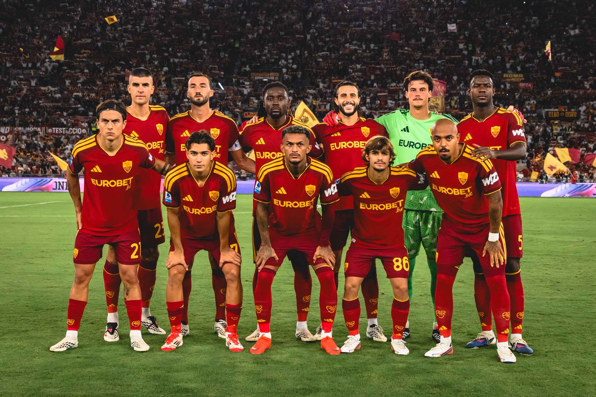 Matías Soulé celebrates Roma’s late winning goal against Atalanta