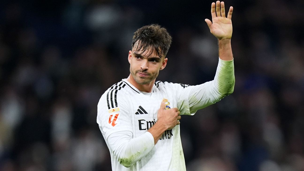 Real Madrid defender Raúl Asencio before his tibia injury