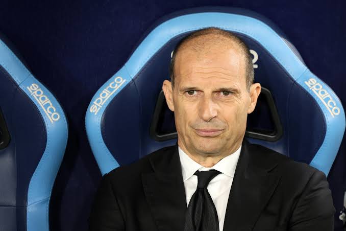 Massimiliano Allegri speaking at a Napoli press conference